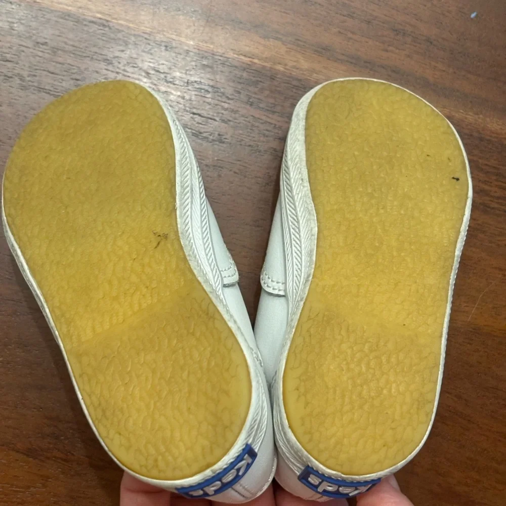 Keds Little Kids Champion Leather Lace Toe Cap - Picture 7 of 10